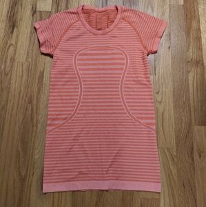 Swiftly Tech short sleeve